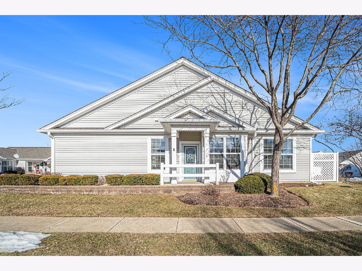 Homes & Townhomes & Condos For Sale Del Webb Sun City Huntley Illinois, 14020 Moraine Hills Drive