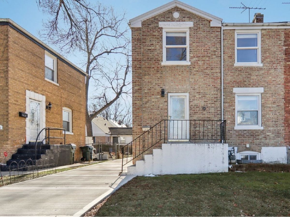  For Sale Bellwood Illinois, 4208 Oak Street