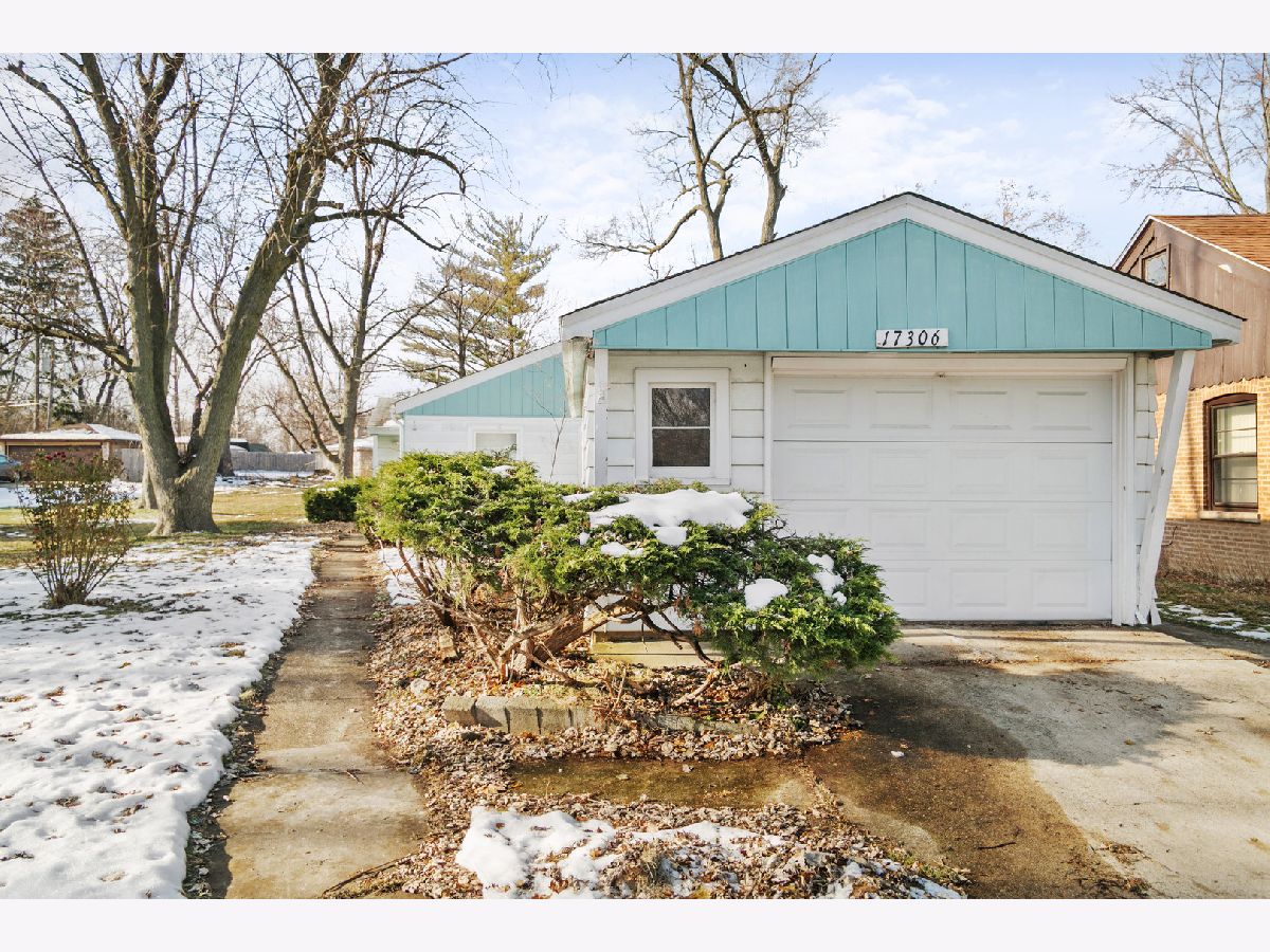  For Rent Hazel Crest Illinois, 17306 Holmes