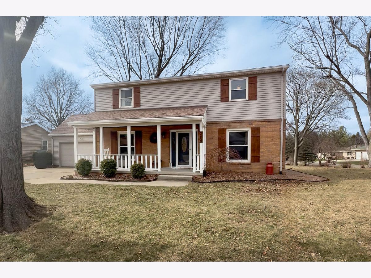  For Sale Monticello Illinois, 204 Salem Road