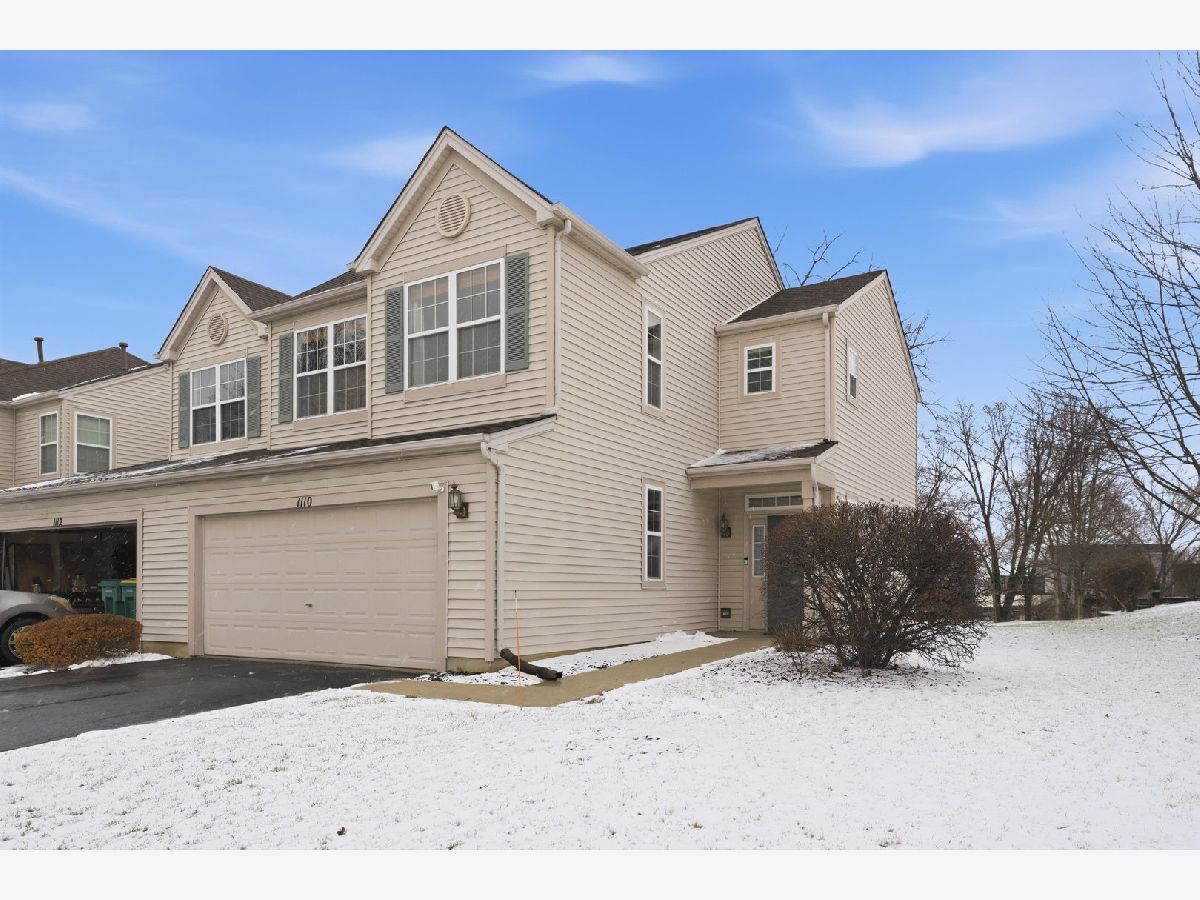  For Sale Joliet Illinois, 1110 Colonial Drive