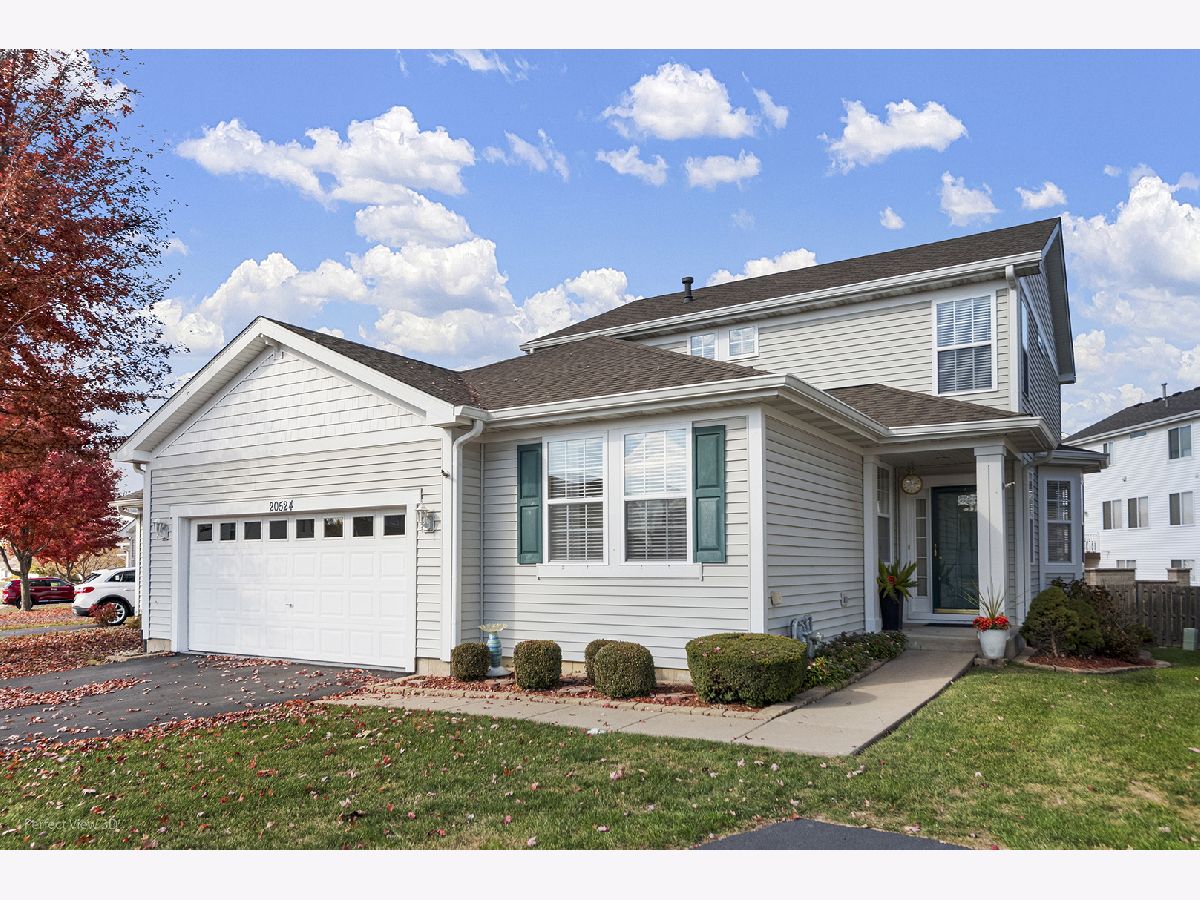  For Sale Crest Hill Illinois, 20524 Mcgilvray Drive