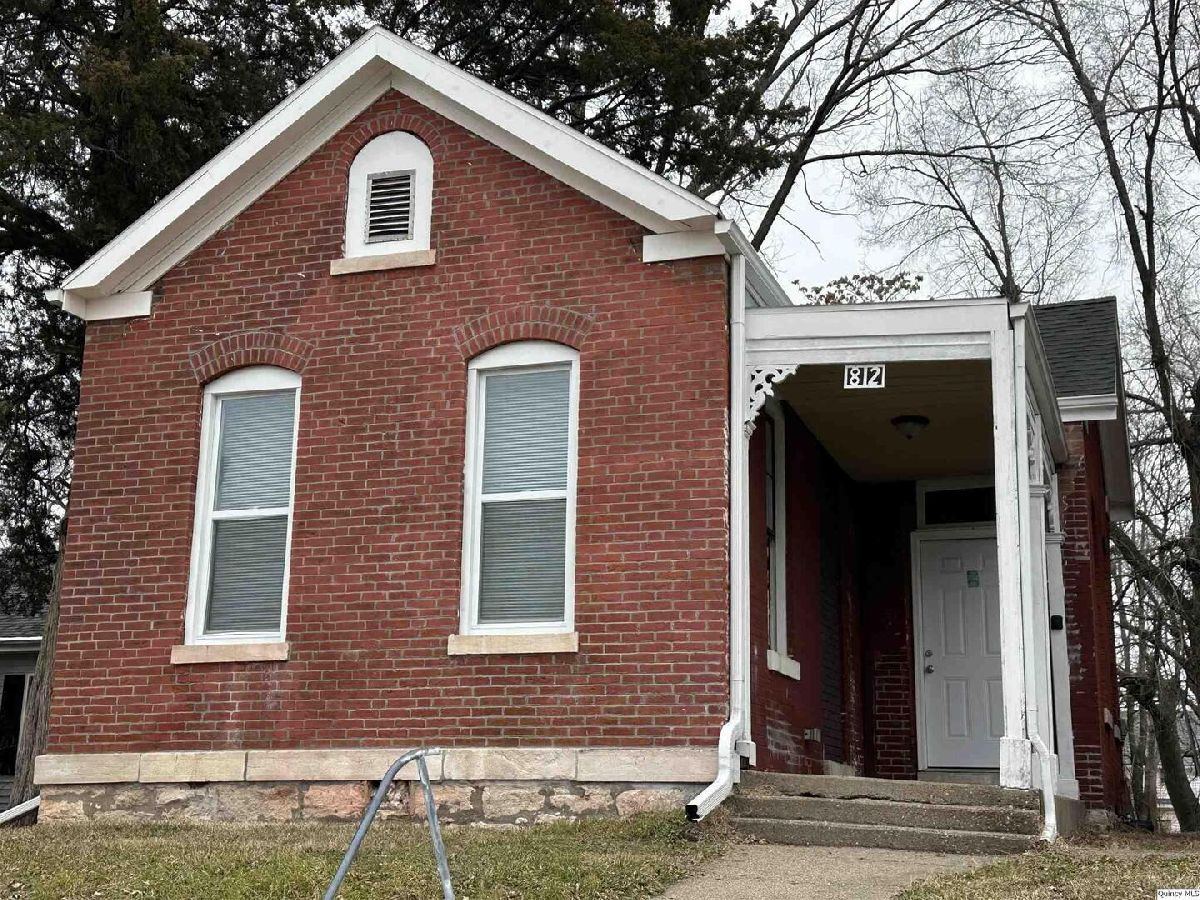  For Sale Quincy Illinois, 812 7th