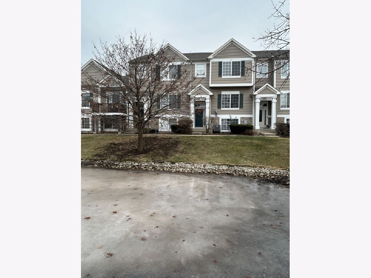  For Rent Bolingbrook Illinois, 103 Enclave