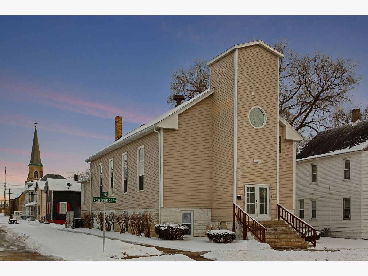 For Sale Kankakee Illinois, 194 Entrance Avenue