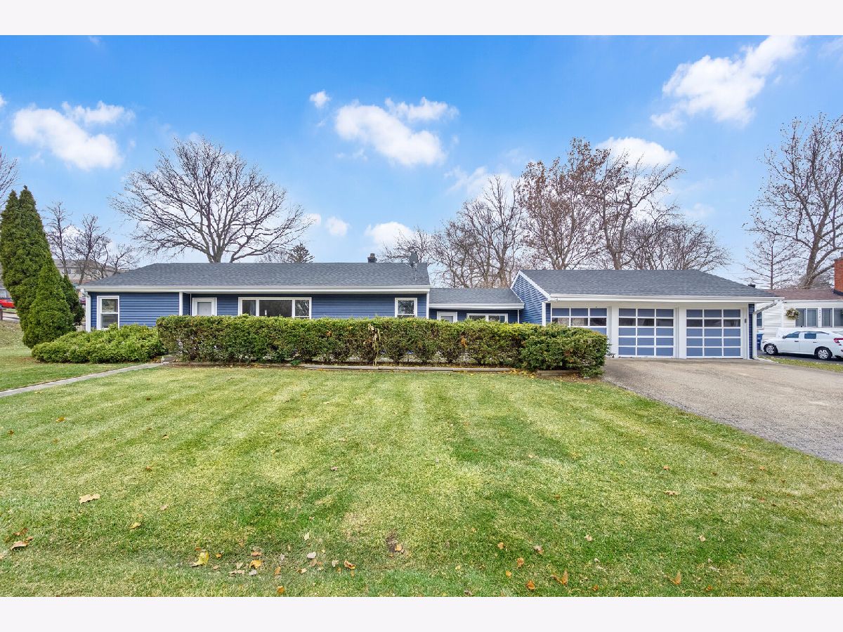  For Sale Downers Grove Illinois, 5522 Pershing Avenue