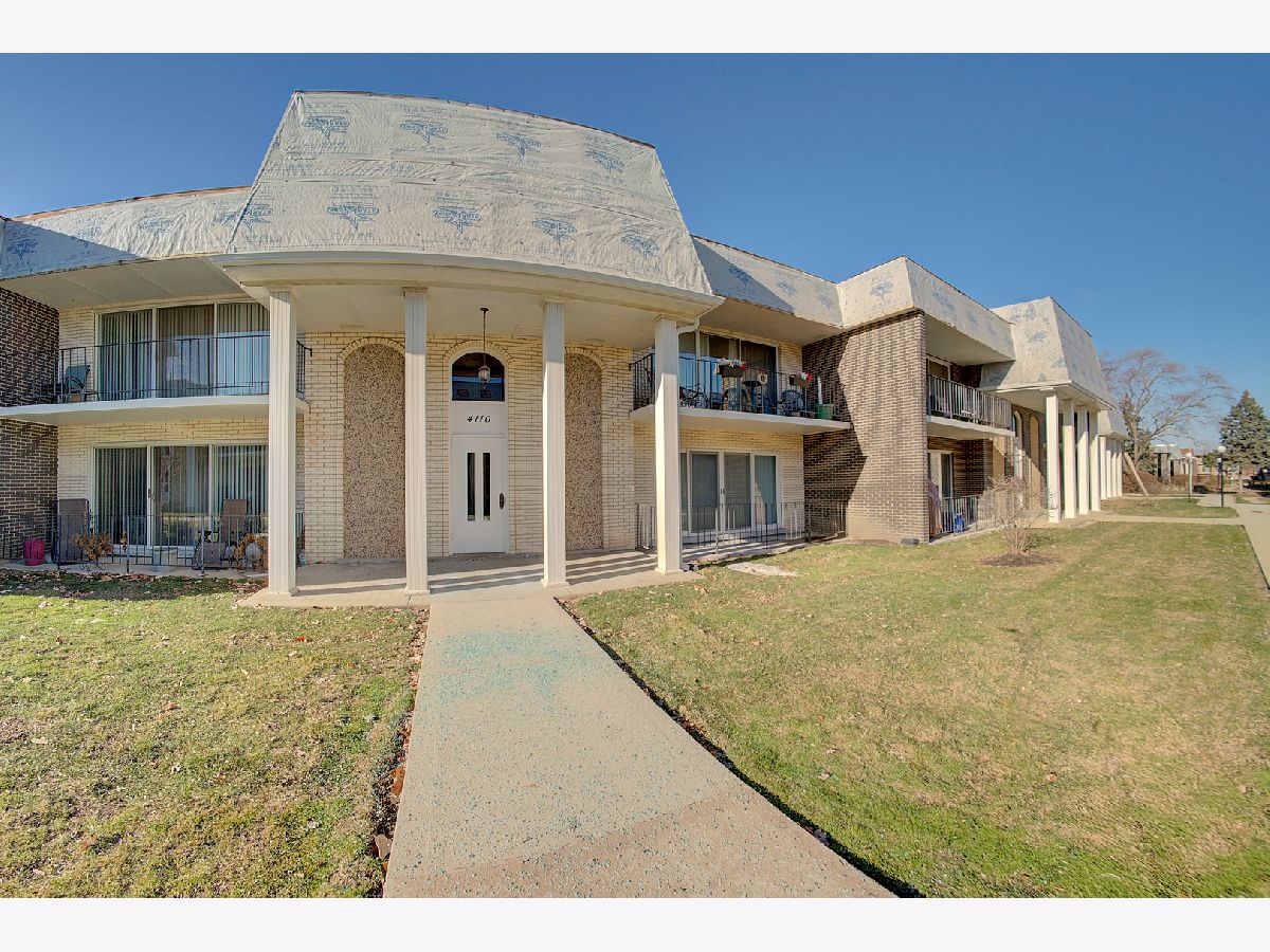 Condominiums For Sale Parkshire South Oak Lawn Illinois, 4110 99th Street