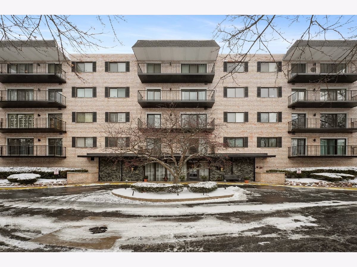  For Sale Oakbrook Terrace Illinois, 1S150 Spring Road
