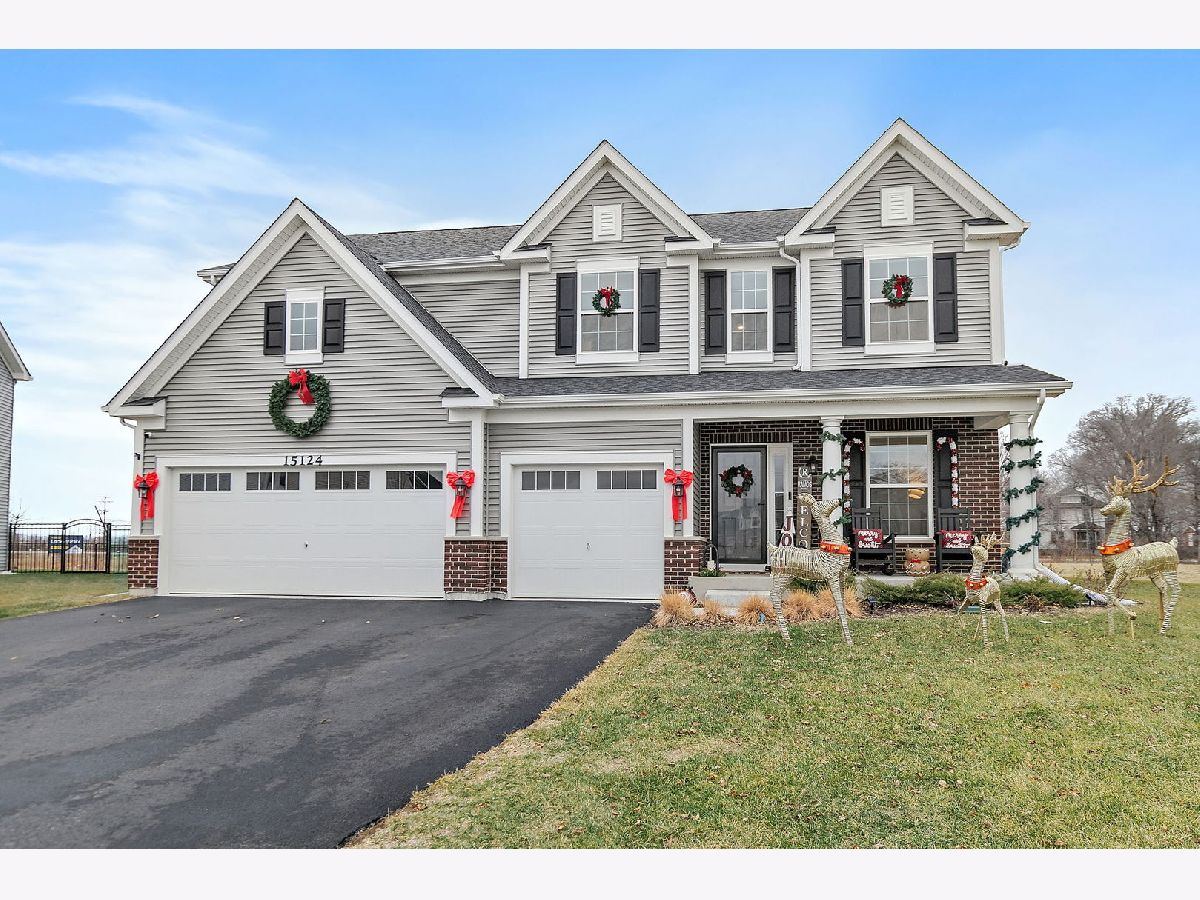 Homes For Sale Willow Run Plainfield Illinois, 15124 Emerson Street