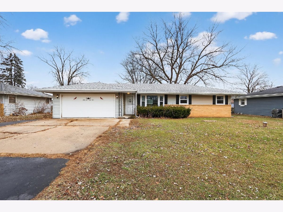  For Sale Rockford Illinois, 6962 Ralph Road