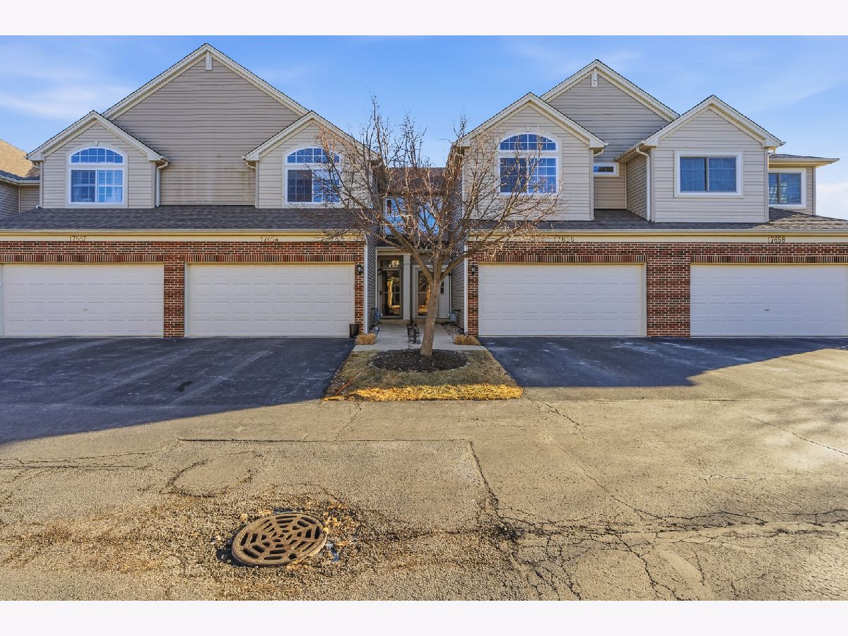  For Sale Lockport Illinois, 17656 Gilbert Drive