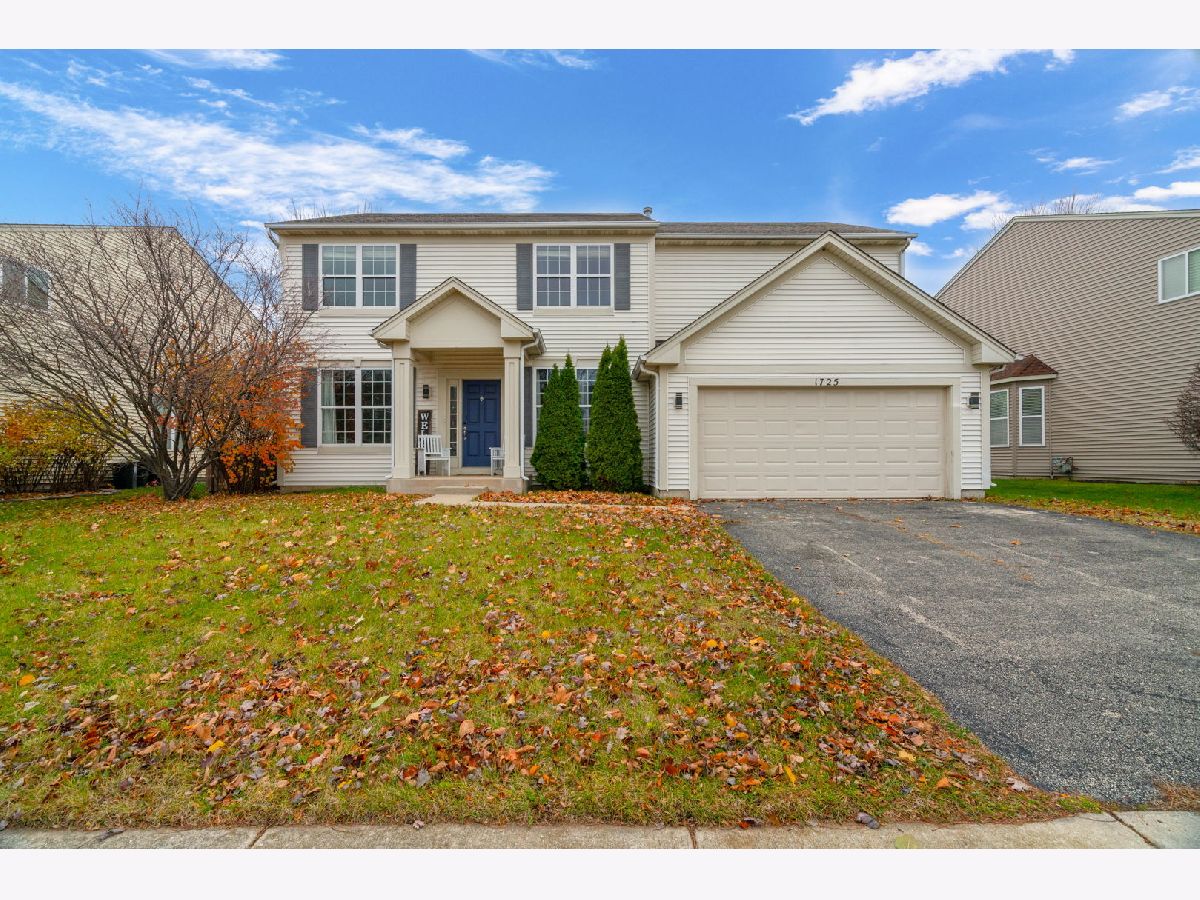  Rented Montgomery Illinois, 1725 Wick