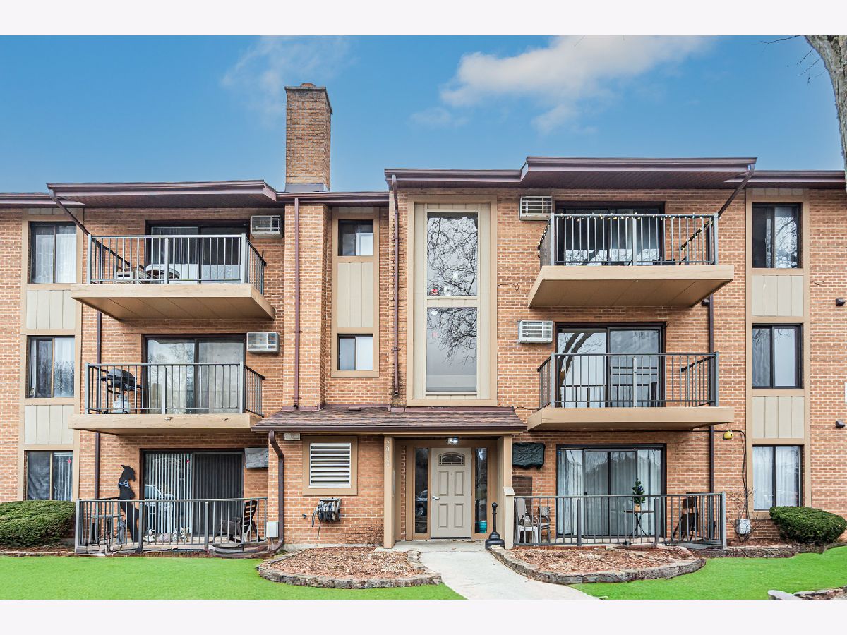  For Sale Worth Illinois, 7010 110th Street