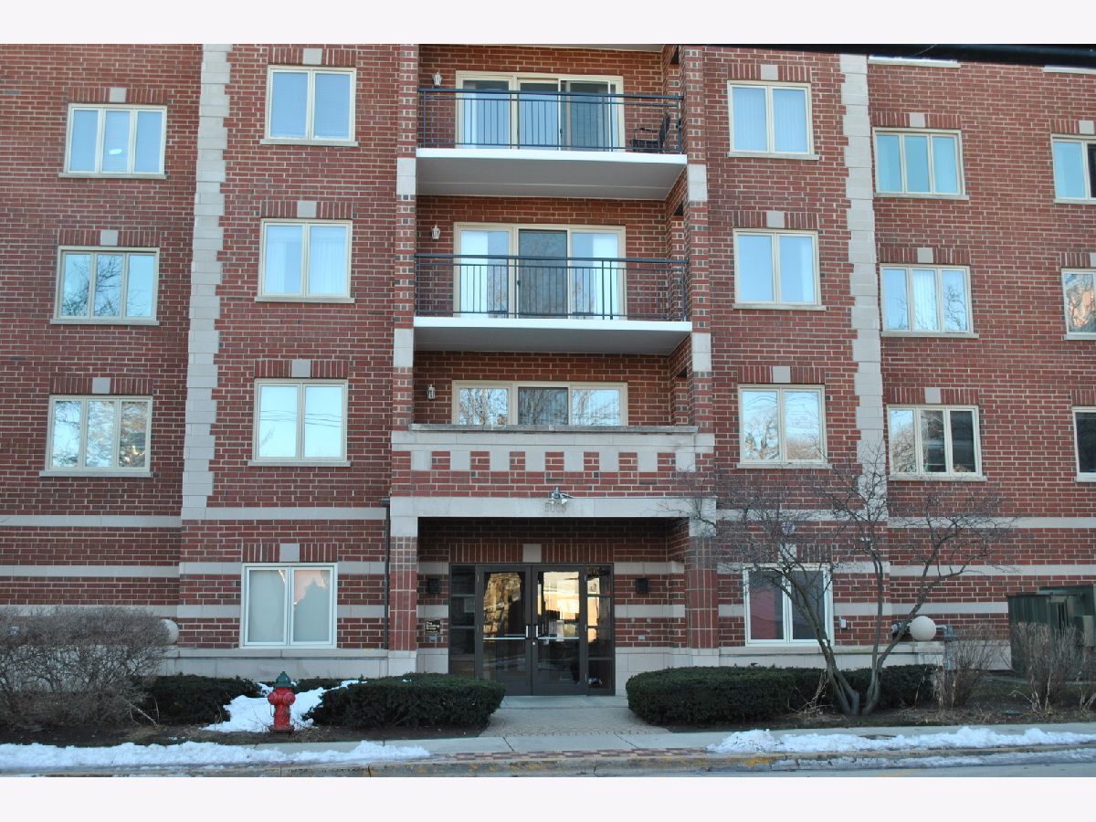  For Rent Skokie Illinois, 5005 Warren