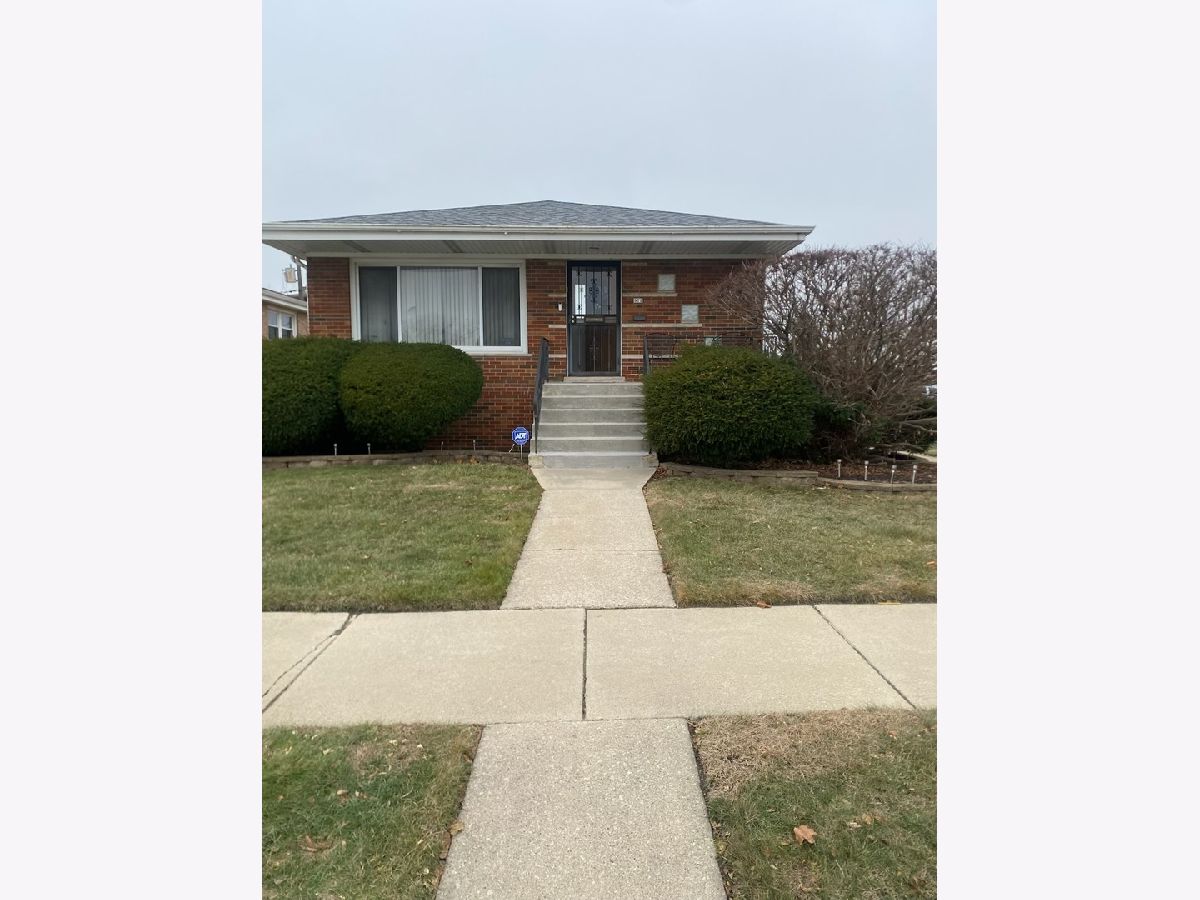  For Sale Calumet City Illinois, 372 Bensley Avenue