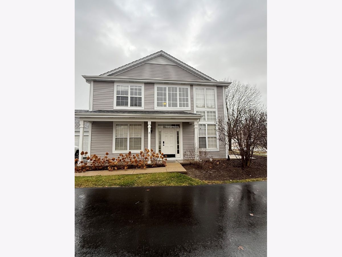  For Sale Sugar Grove Illinois, 203 Park Avenue