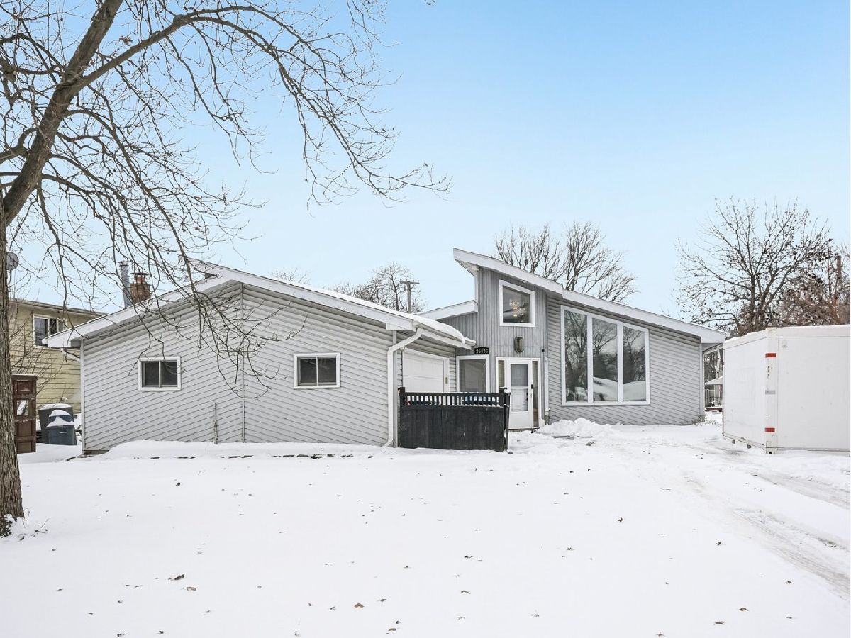  For Sale Monee Illinois, 25836 Linden Avenue