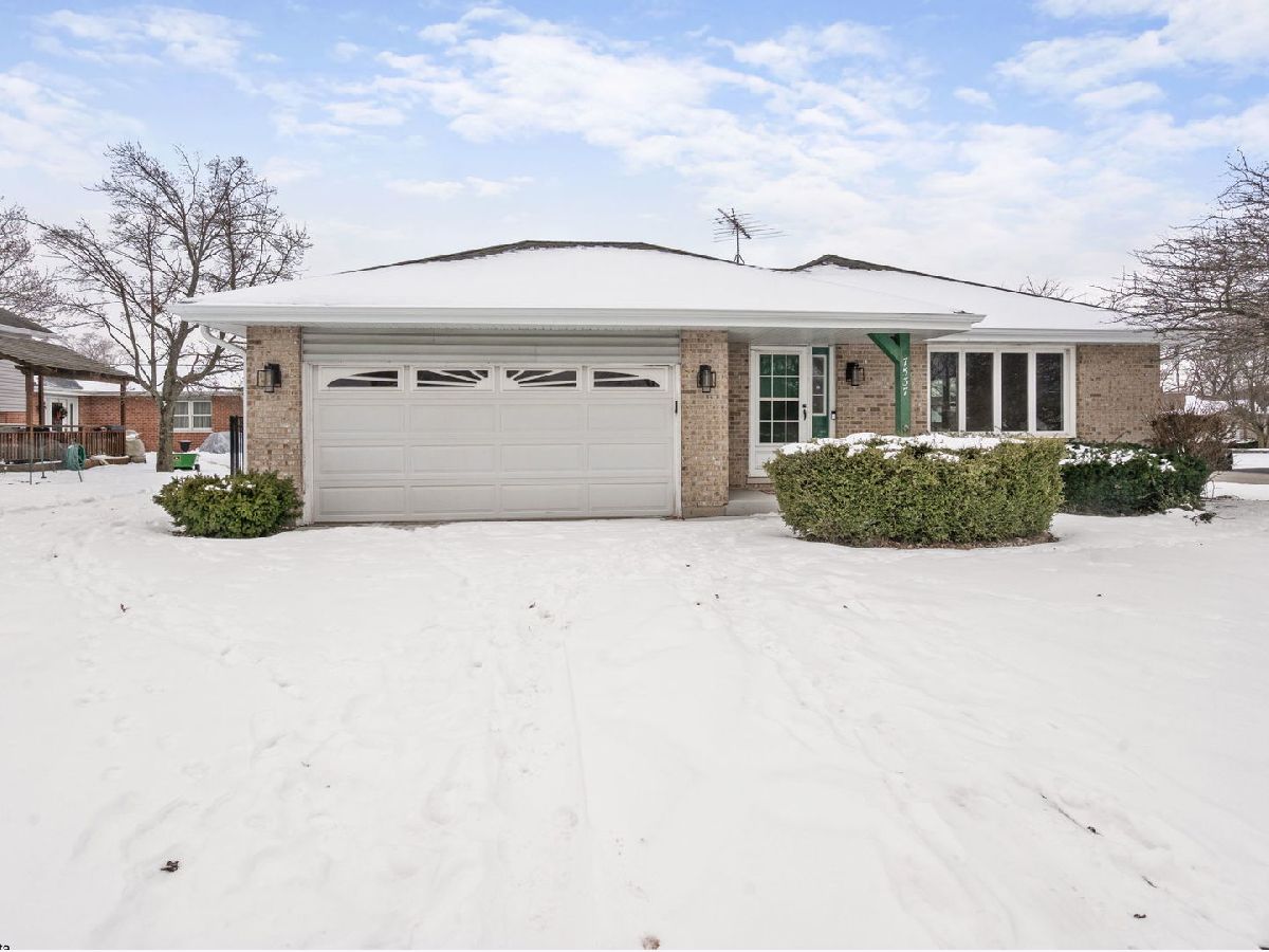  For Sale Frankfort Illinois, 7537 Wishing Well Drive