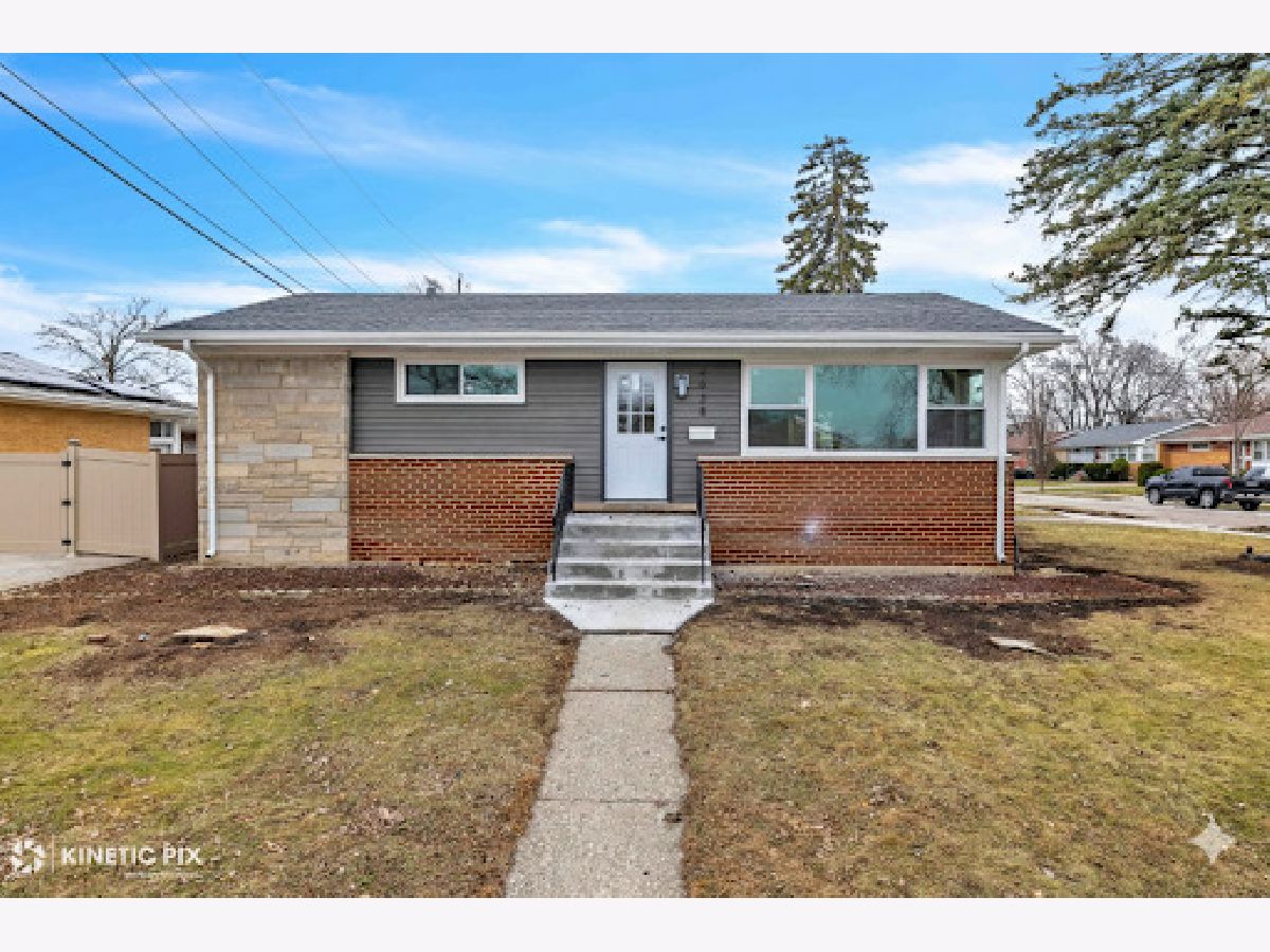  For Sale Hillside Illinois, 4938 Randolph Street