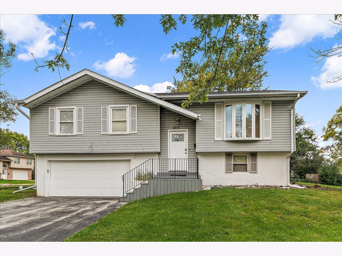  For Sale Richton Park Illinois, 4301 Whitehall Lane