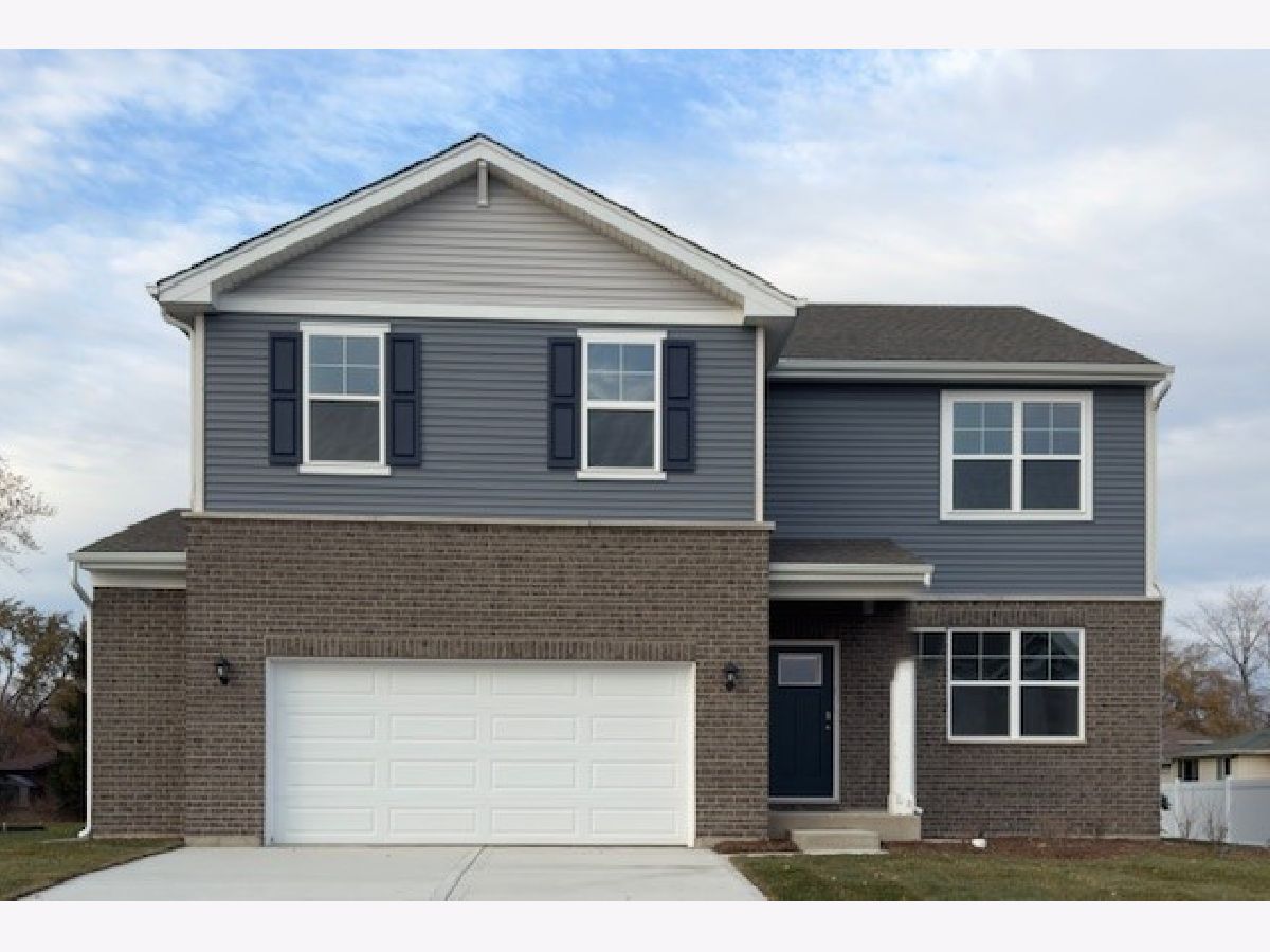  For Sale Manhattan Illinois, 15060 Oxford Lane