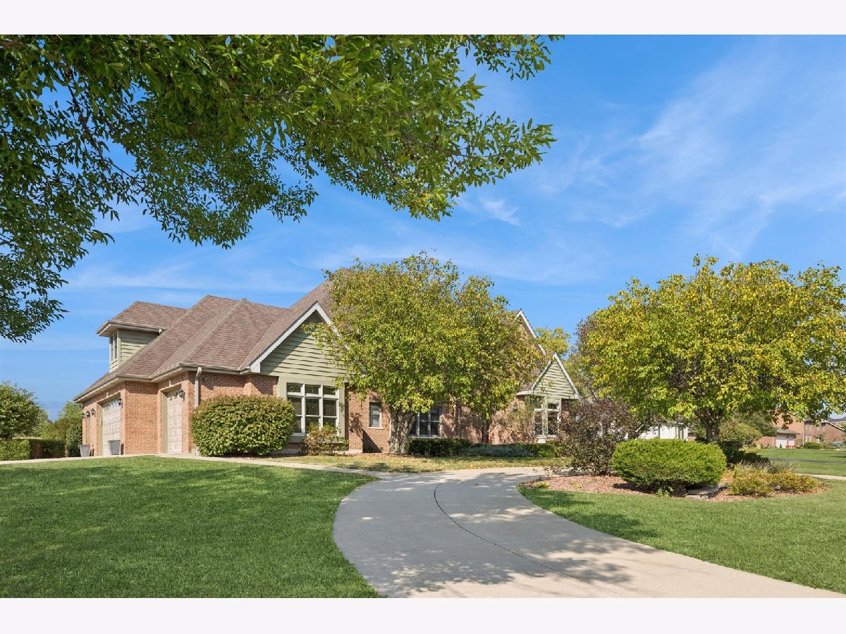  For Sale Monee Illinois, 7258 James Lane