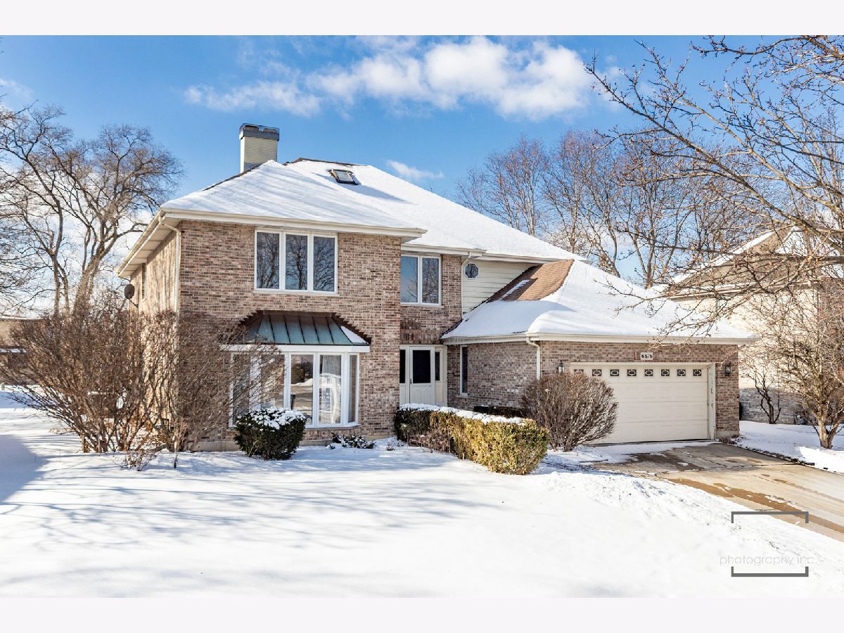  For Sale Downers Grove Illinois, 6576 Davane Lane