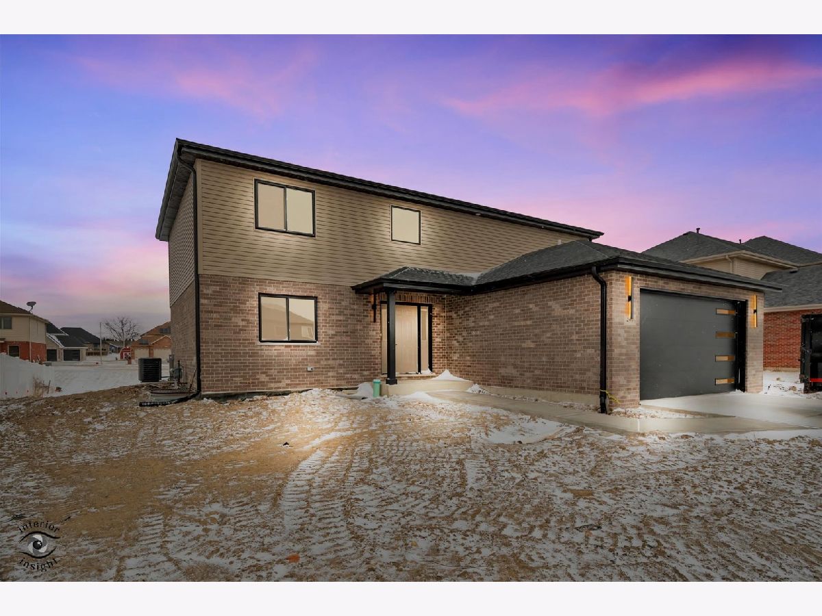  For Sale Monee Illinois, 26048 County Fair Drive