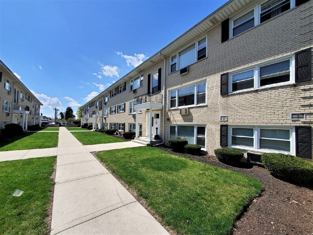  Rented Norridge Illinois, 4937 East River