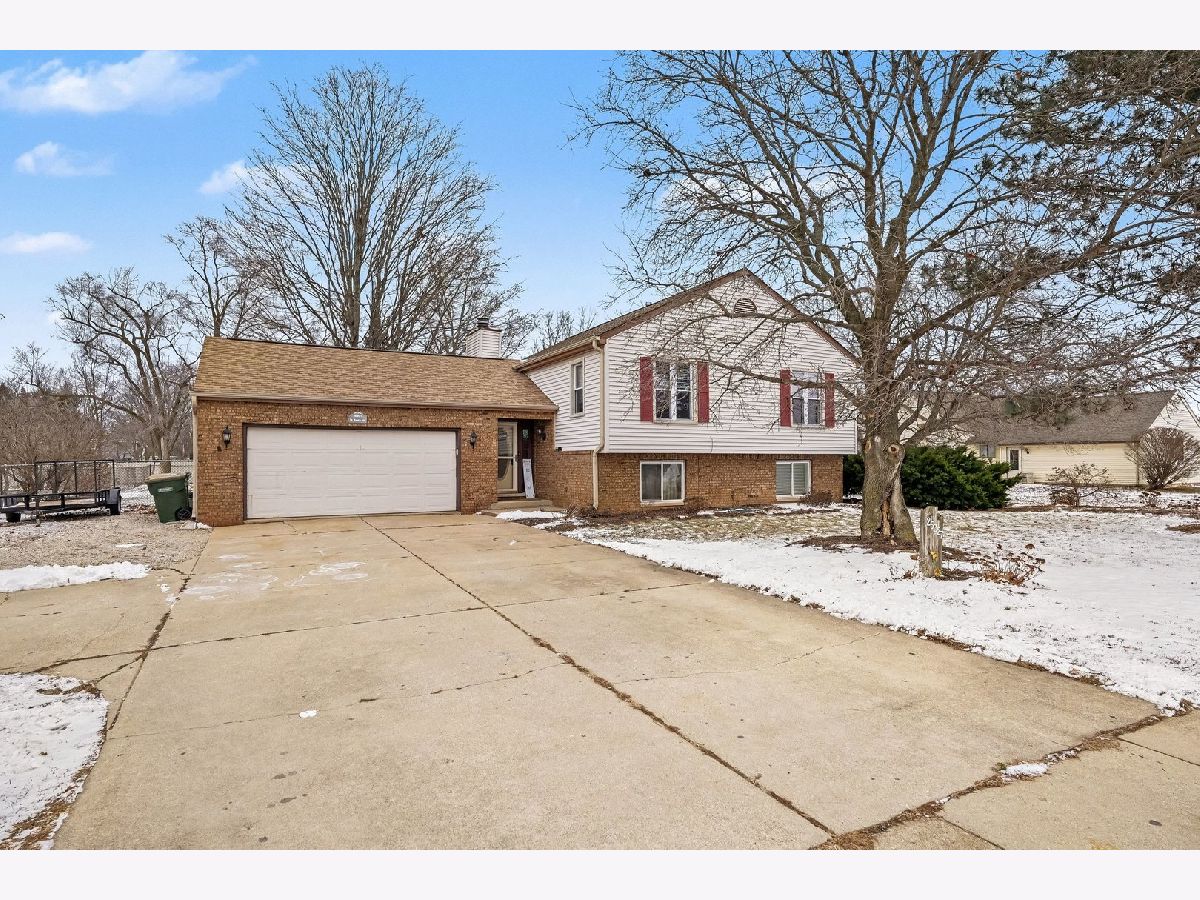  For Sale Channahon Illinois, 25327 Reed Street