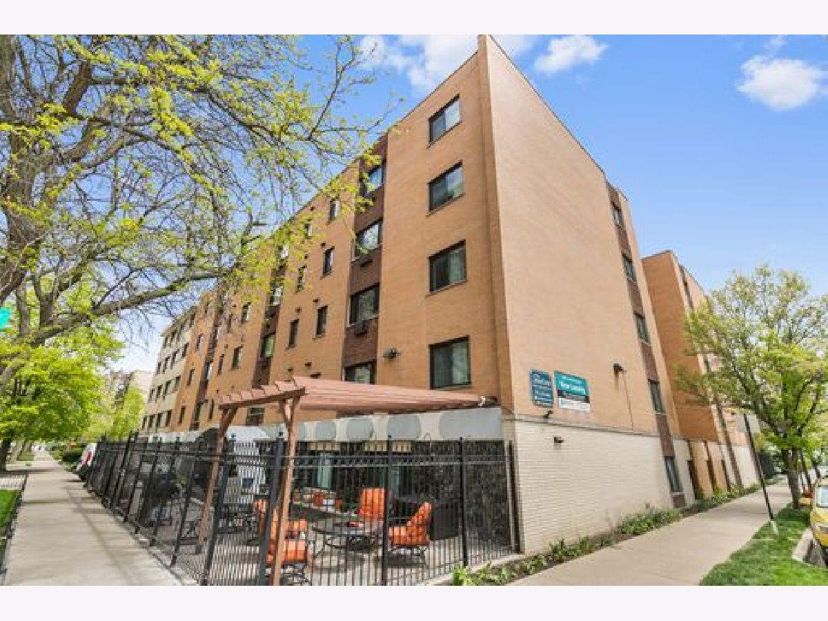  Rented Chicago Illinois, 6201 Kenmore