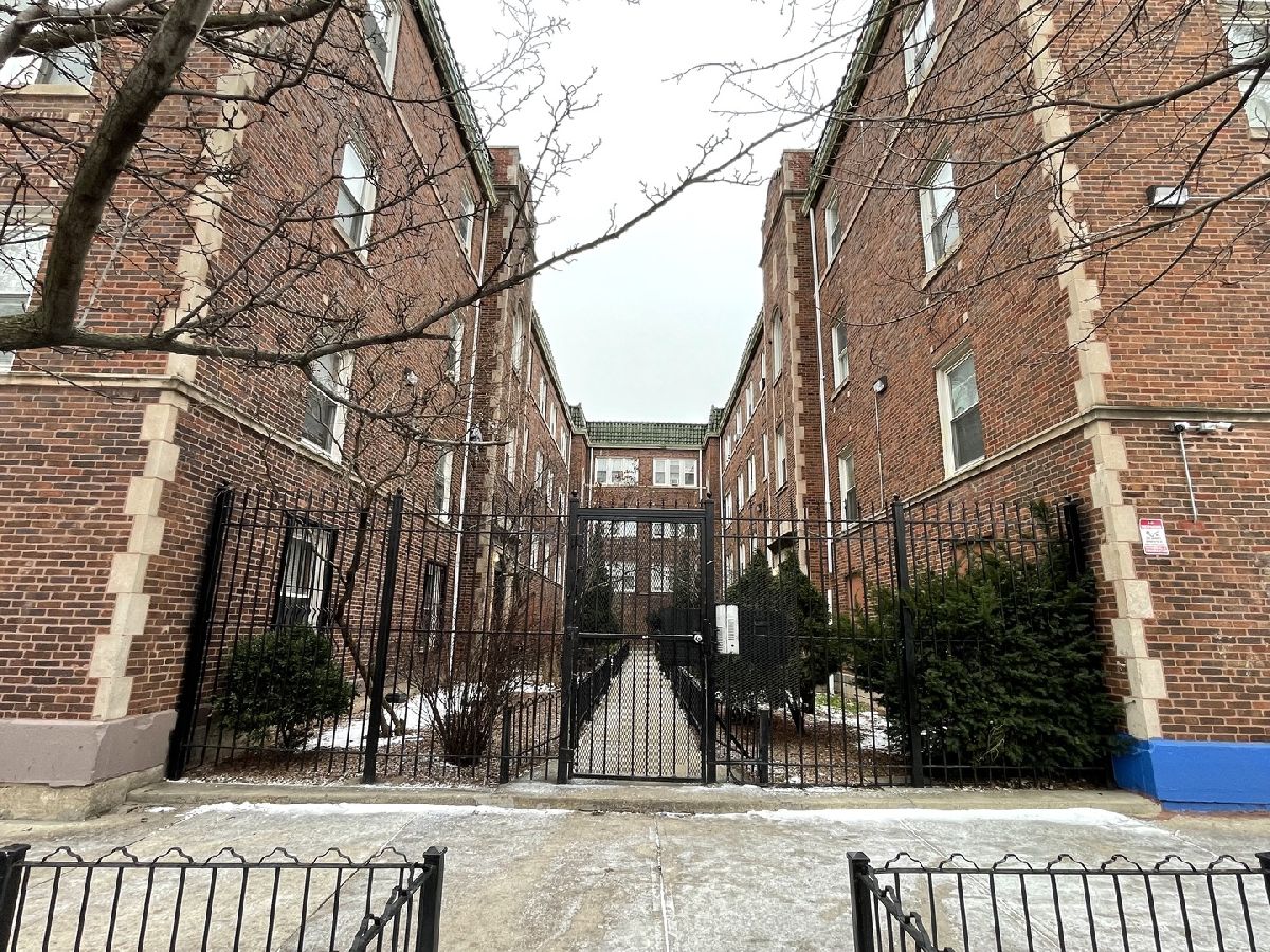  Rented Chicago Illinois, 1152 Harding