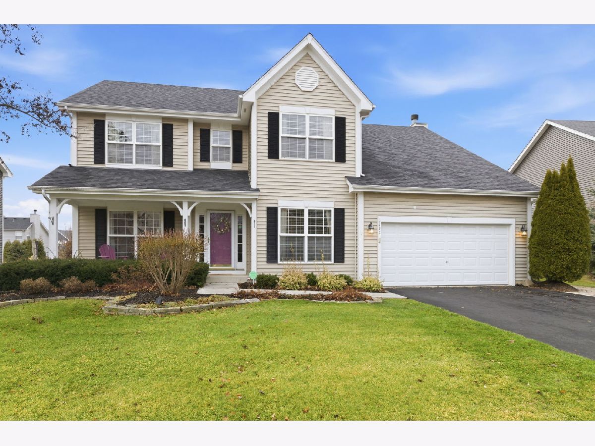  For Sale Crystal Lake Illinois, 1196 Fieldstone Drive