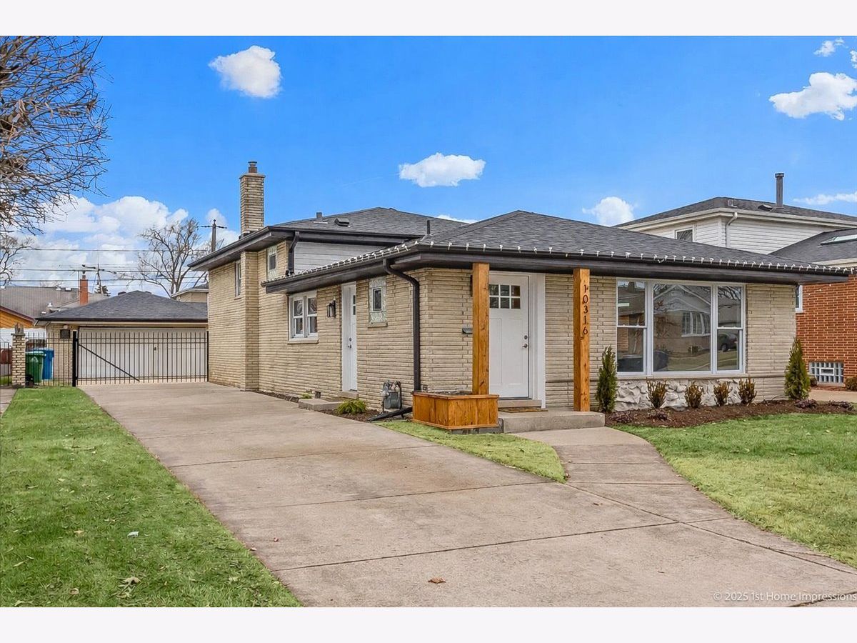  For Sale Oak Lawn Illinois, 10316 Lamon Avenue