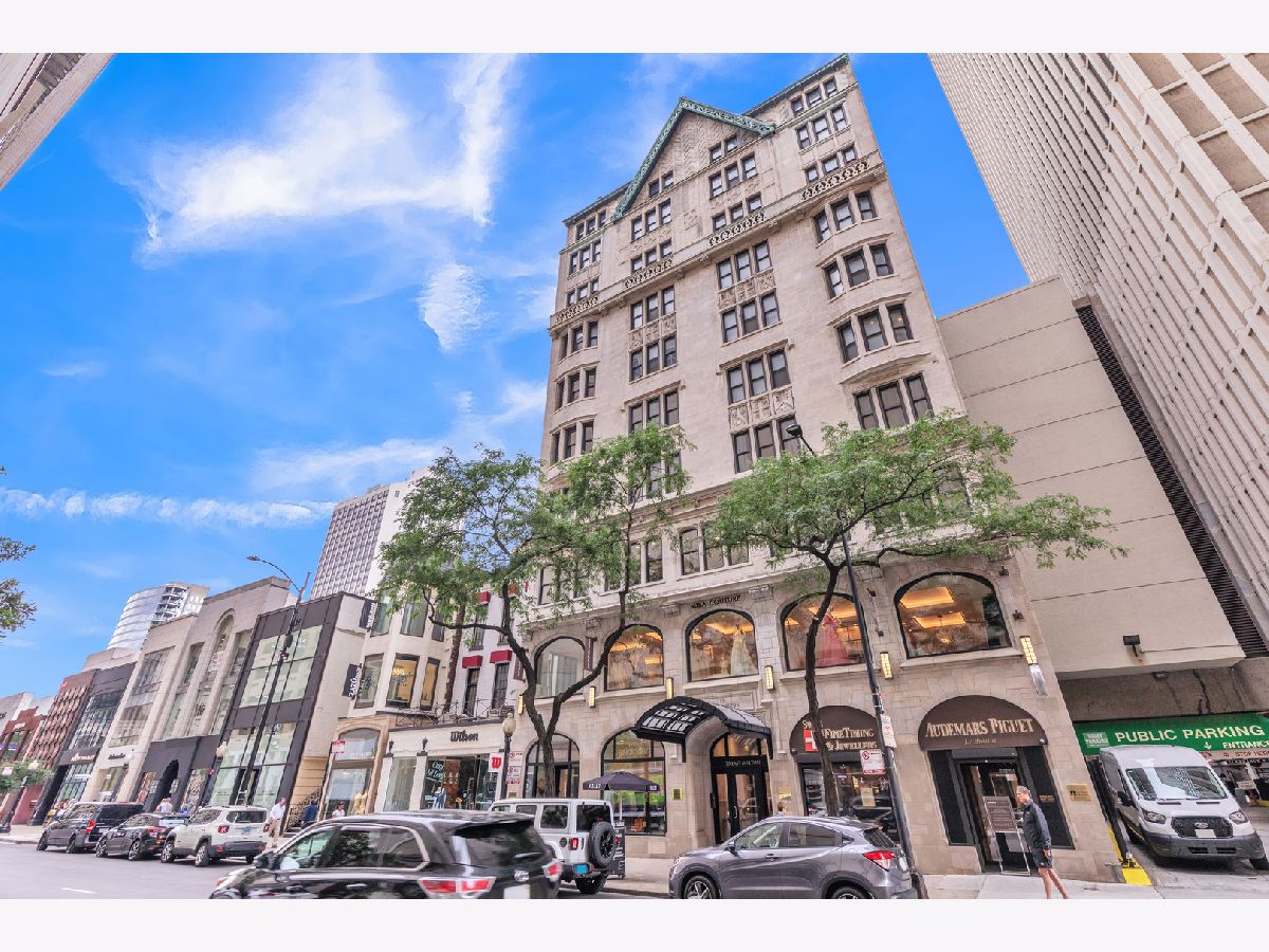  Rented Chicago Illinois, 70 Walton