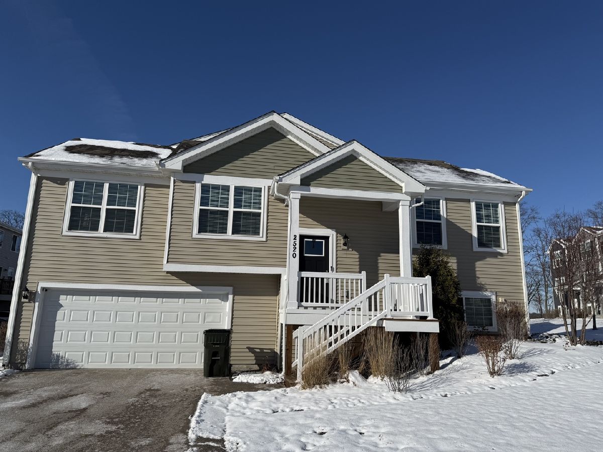 Townhomes & Condos & Homes For Rent Cambridge Lakes Pingree Grove Illinois, 2520 Alison