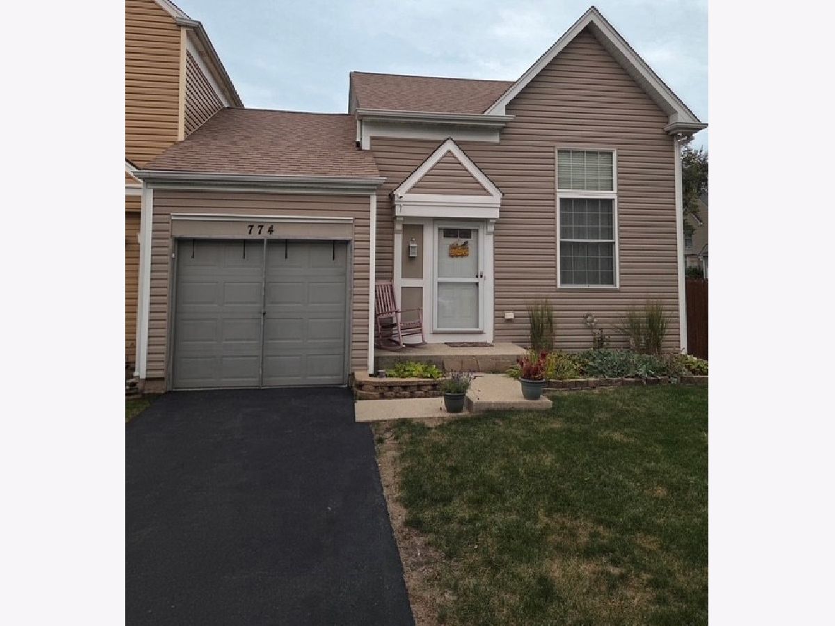  Sold Glendale Heights Illinois, 774 Asbury