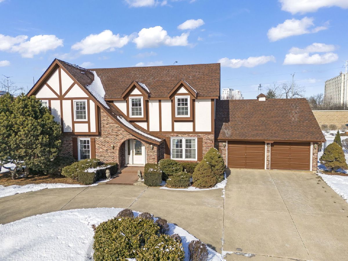  For Sale Oak Brook Illinois, 19W140 Avenue Chateaux