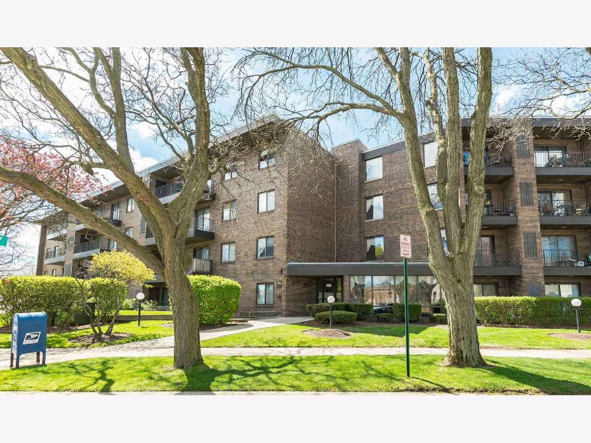  For Sale Skokie Illinois, 5019 Mulford Street