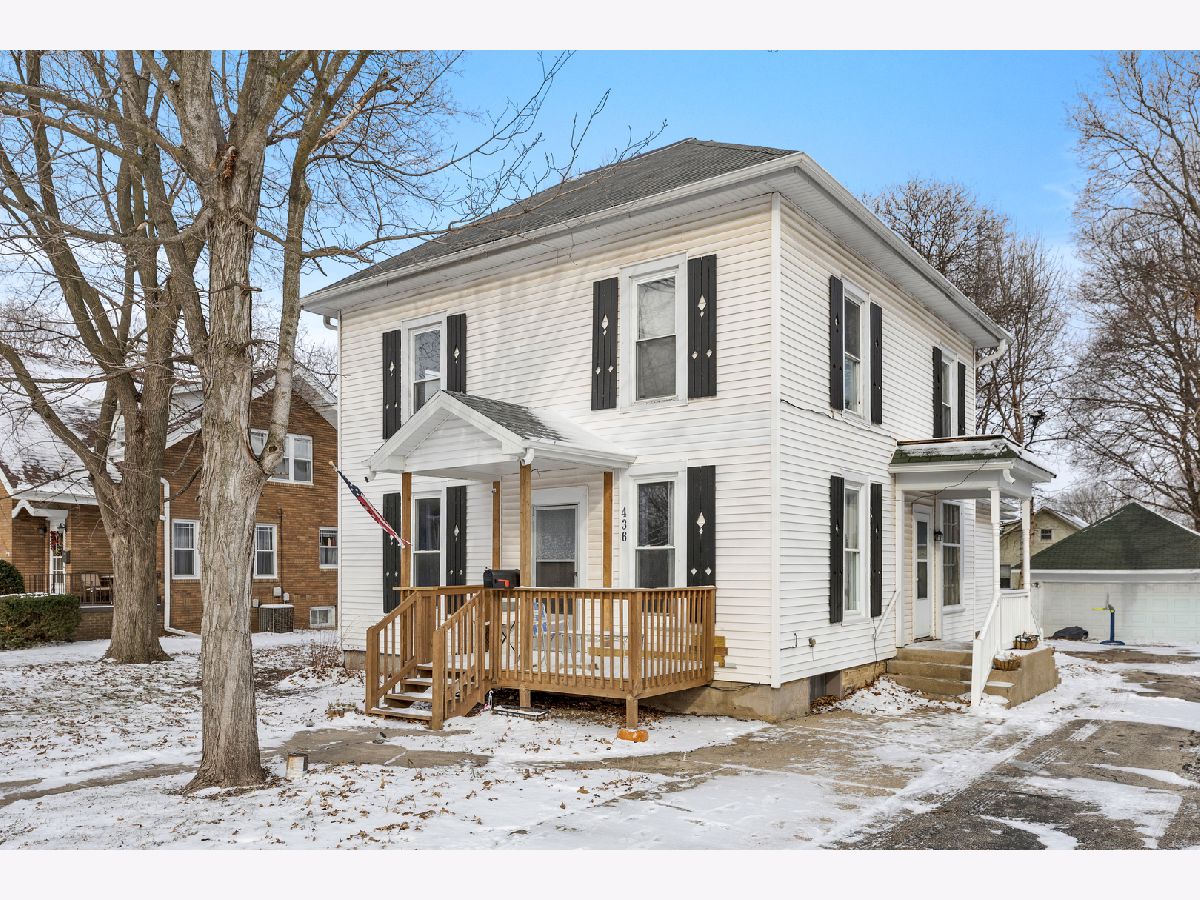 For Sale Marengo Illinois, 436 Washington Street