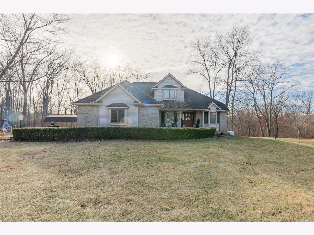  For Sale Clinton Illinois, 5000 Silverado Lane