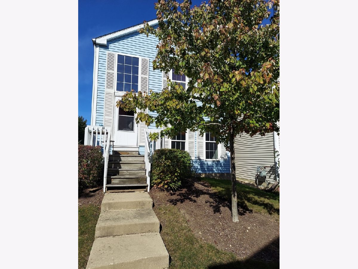  Rented Aurora Illinois, 805 Serendipity