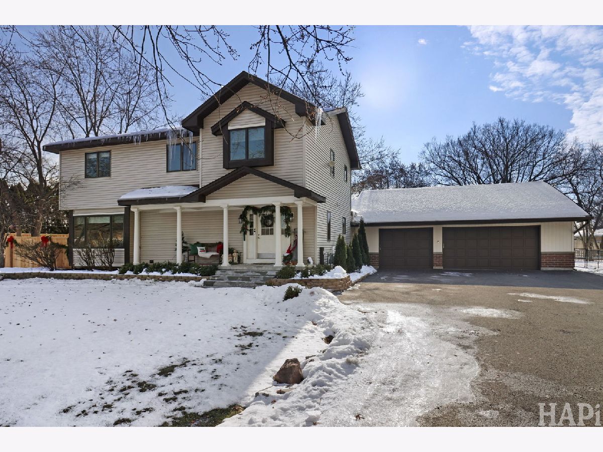  For Sale Libertyville Illinois, 15043 Buckley Road