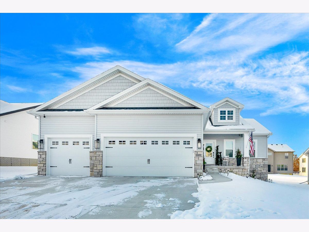  For Sale Bloomington Illinois, 2505 Pampas Lane