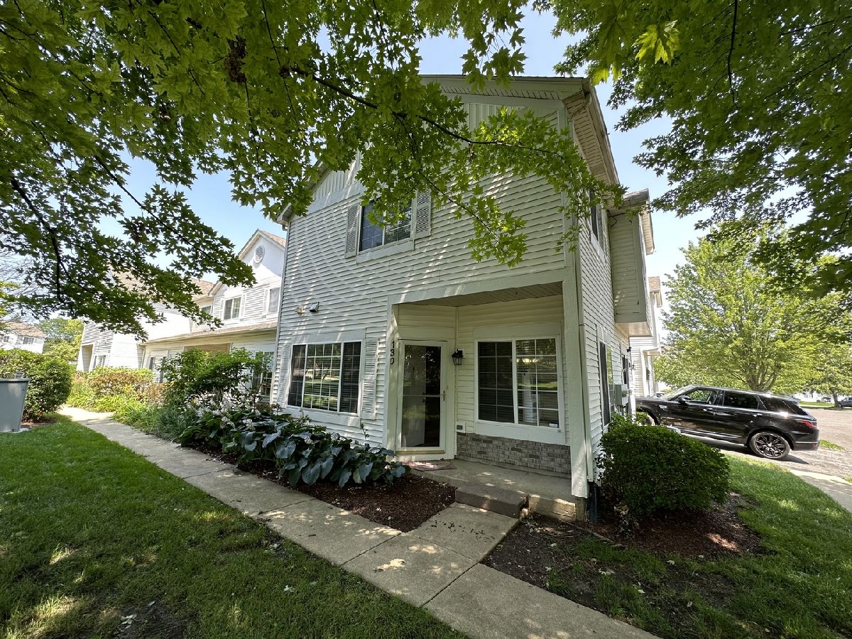  For Rent Aurora Illinois, 130 Creston