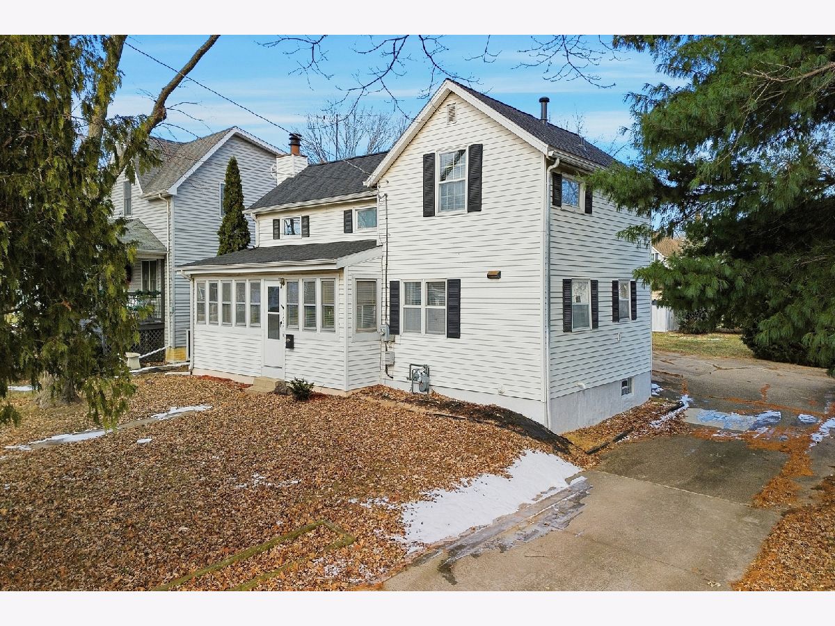  For Sale Morrison Illinois, 102 Winfield Street