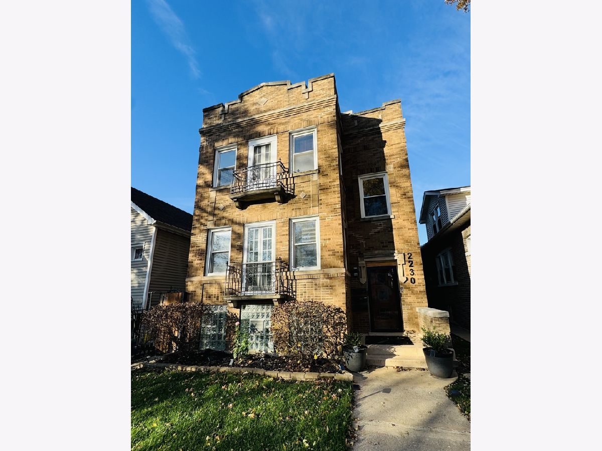  Rented Chicago Illinois, 2230 Mulligan