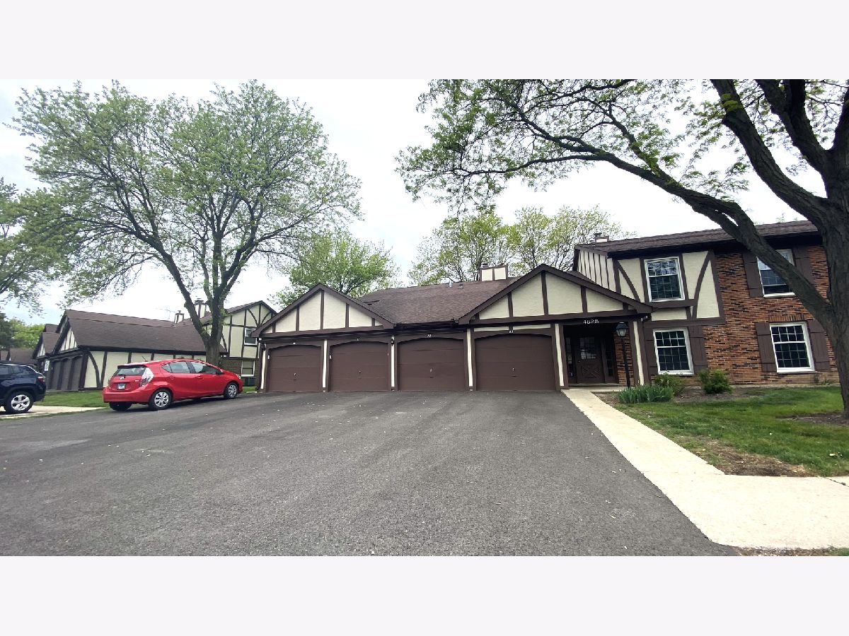  For Rent Rolling Meadows Illinois, 4825 Kimball Hill