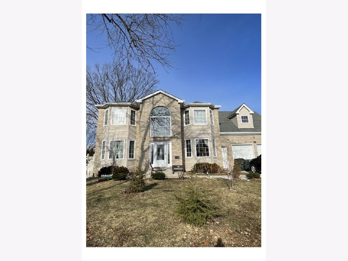  For Sale Hoffman Estates Illinois, 200 Thacker Street