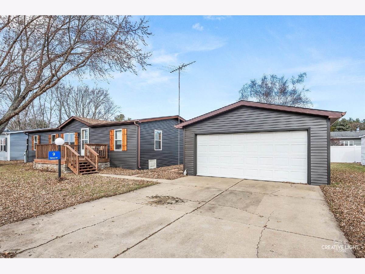  For Sale Sandwich Illinois, 9 Chrissy Drive